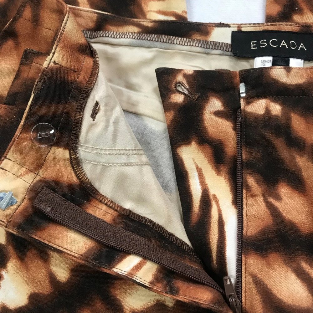 Escada Vintage Animal Print Cropped Denim Pants - Picture 6 of 8
